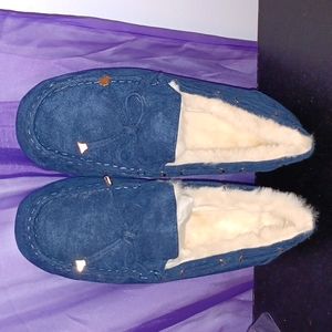 New Globalwin Women's Faux Suede Faux Fur Lined Slippers Navy Size 7